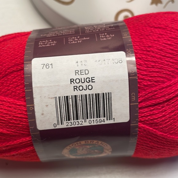 Lion Brand yarn bundle - Picture 7 of 7